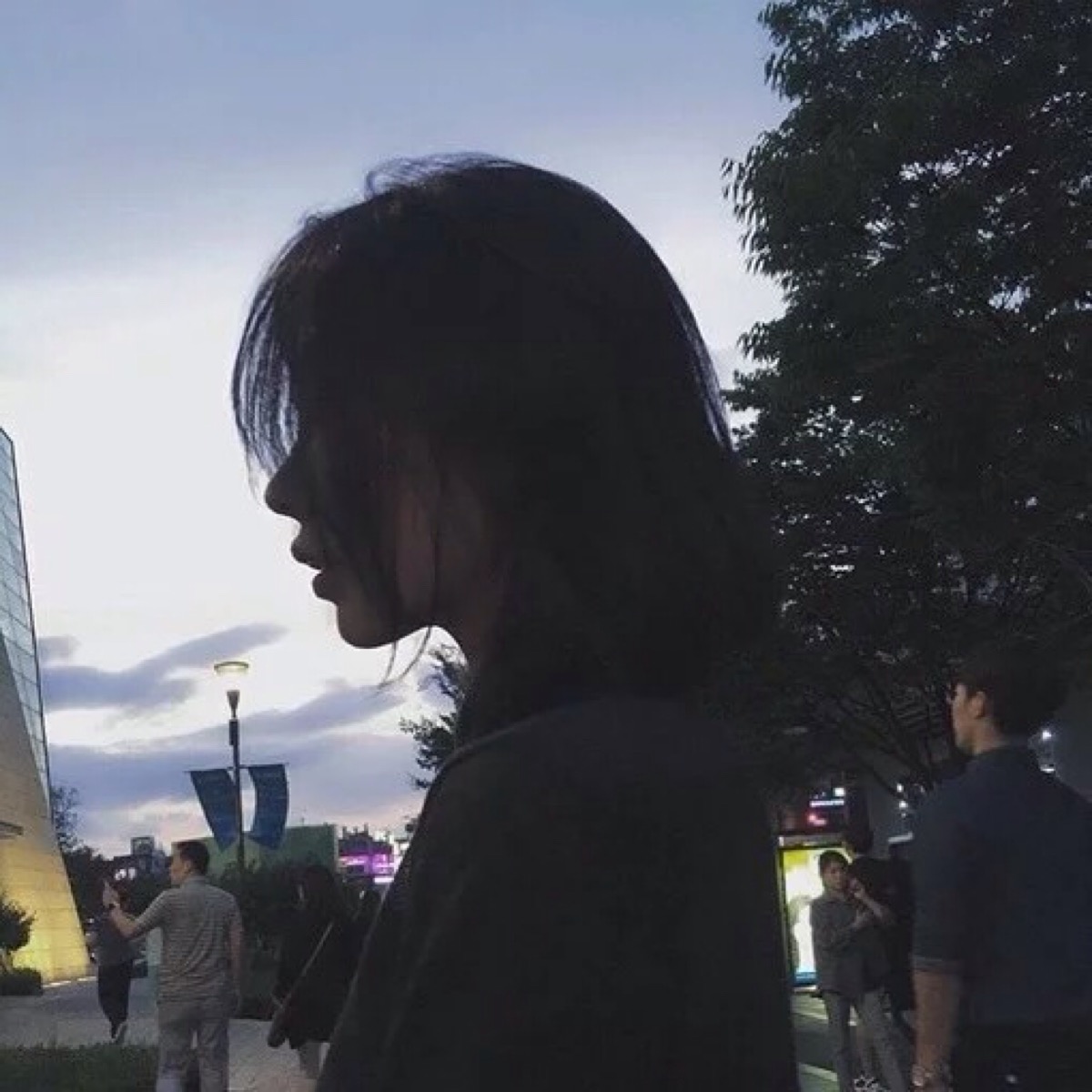 濑田宗次郎（身份：十刃最强、“天剑”、微笑的修罗） - 欧美电影中字在线观看 - 平板观影